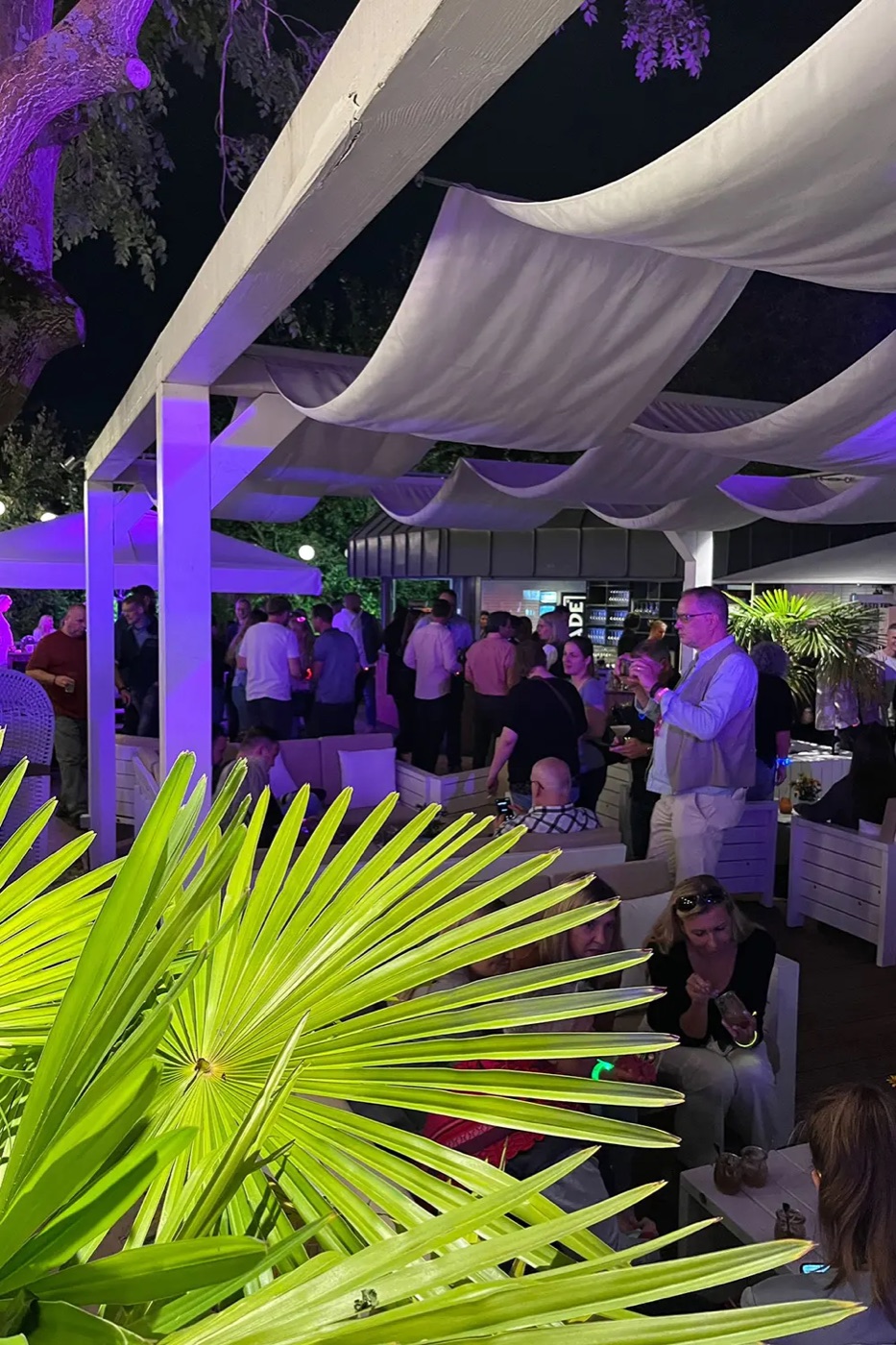 Summer Party Night of the stARZ“ – iventos
